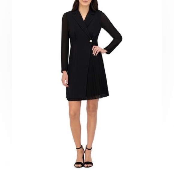 Vince Camuto Dresses & Skirts - Vince Camuto - Mixed Media Jacket Dress - NWT - Size 4